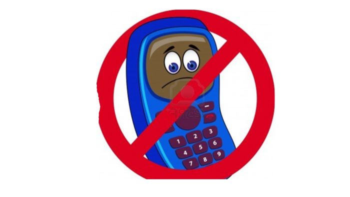 Ei teikna mobiltelefon med eit forbodsskilt framfor seg